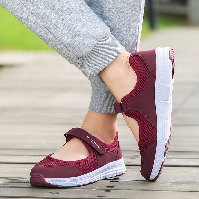 <em><strong>Step Into Unmatched Comfort and Effortless Style</strong></em>